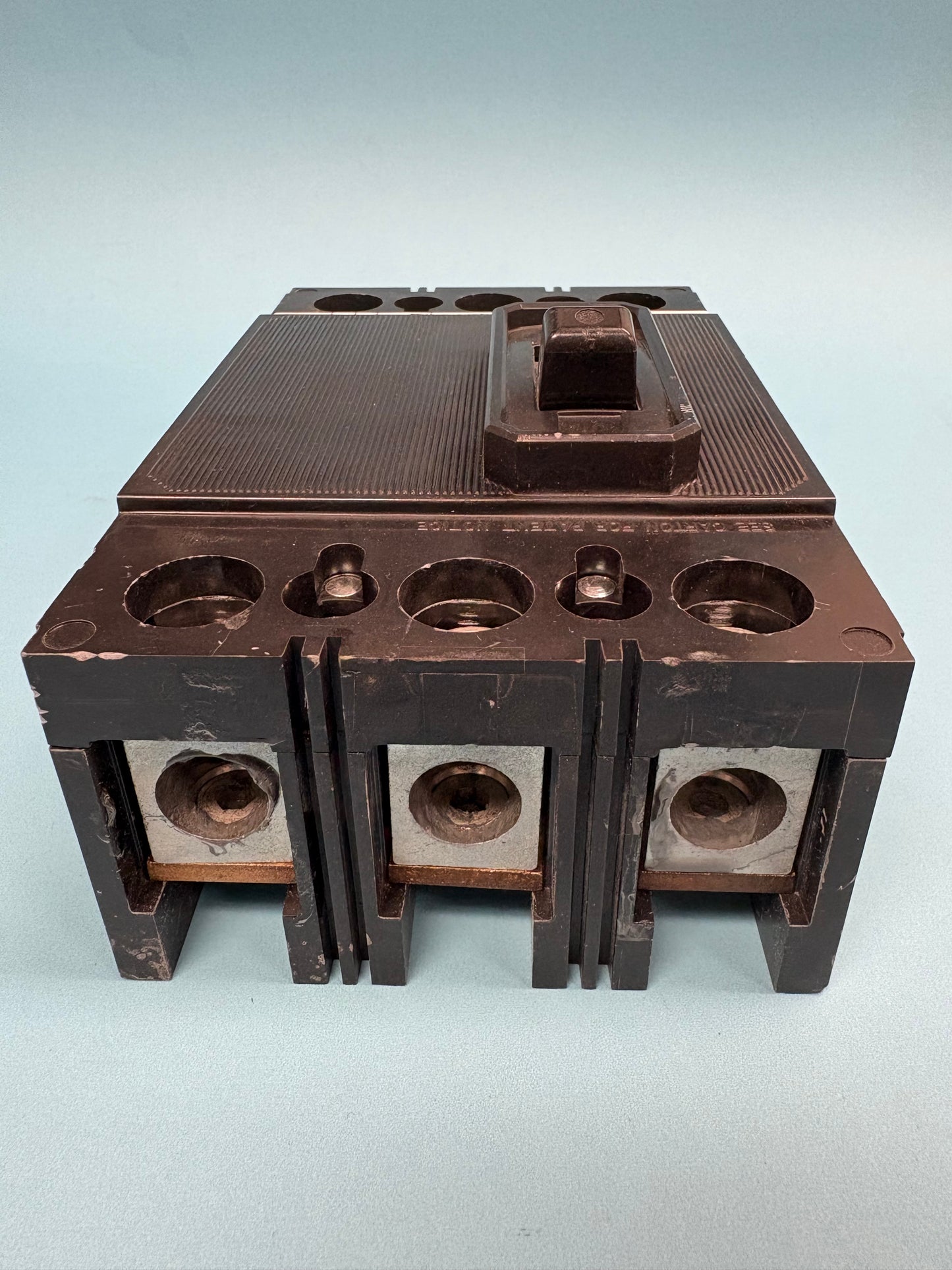 QJ23B200 - Siemens - Molded Case Circuit Breaker - Bolt On - 200 Amp - 3 Pole - 240 Volt - Used