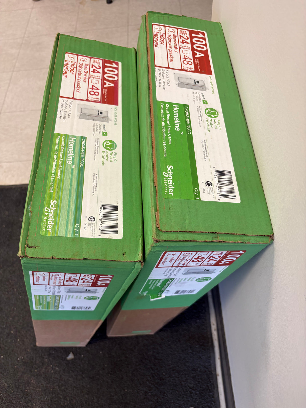 Schneider Electric CHOM2448M100GC HomeLine 100A 24-Space 48-Circuit Indoor Load Center